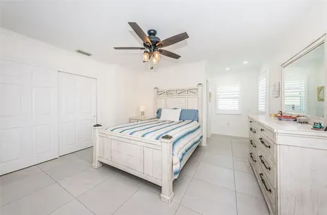 1977 Illinois Avenue NE St Petersburg FL 33703