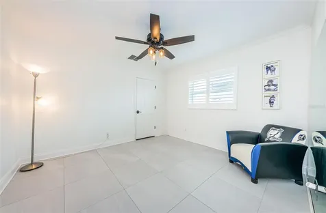 1977 Illinois Avenue NE St Petersburg FL 33703