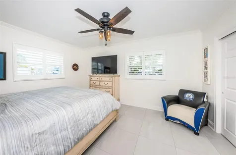 1977 Illinois Avenue NE St Petersburg FL 33703
