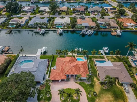 1977 Illinois Avenue NE St Petersburg FL 33703