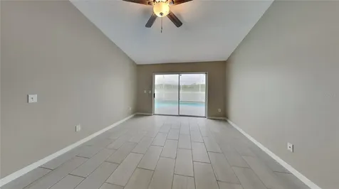 2678 Willow Glen Circle Kissimmee FL 34744
