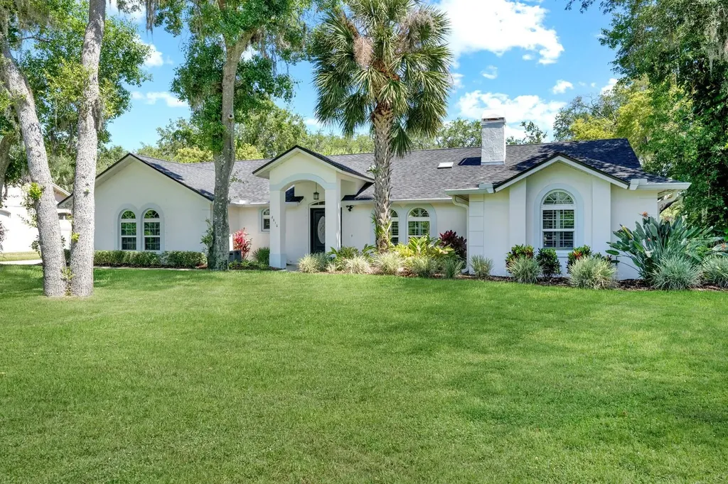 8810 Crosswood Court Riverview FL 33578