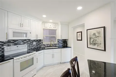 810 Bayport Circle Venice FL 34292