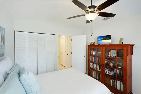 810 Bayport Circle Venice FL 34292