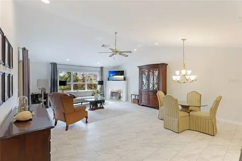 810 Bayport Circle Venice FL 34292
