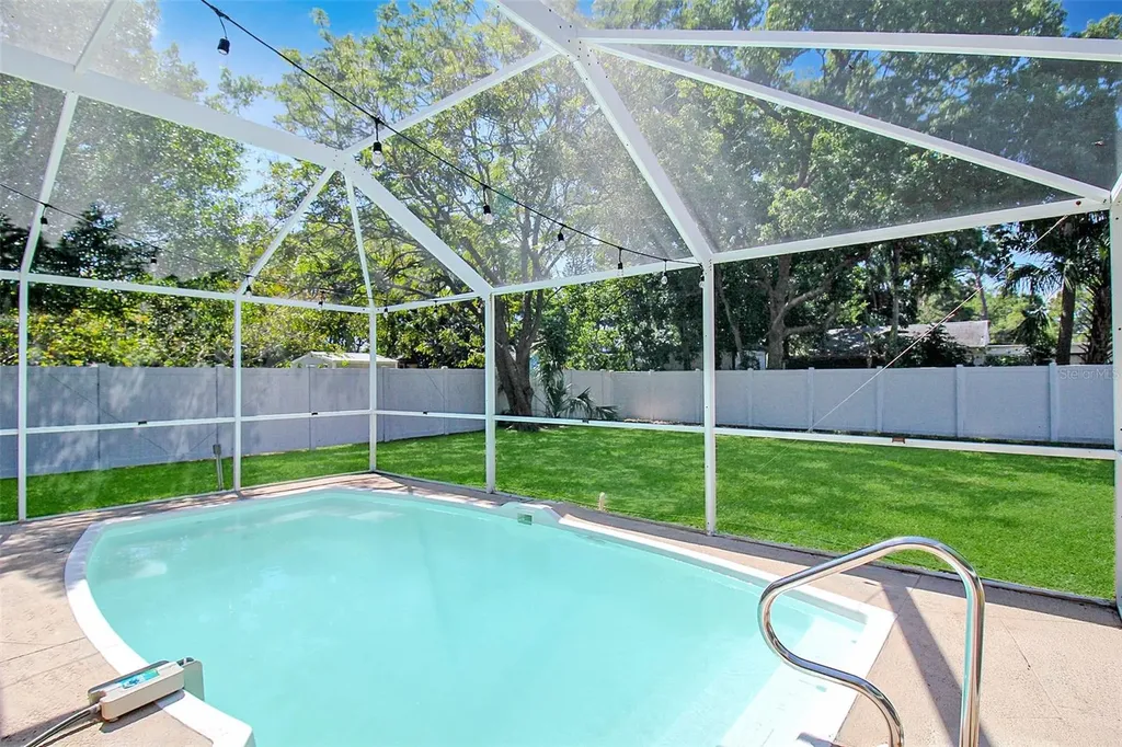 2403 19th Avenue W Bradenton FL 34205