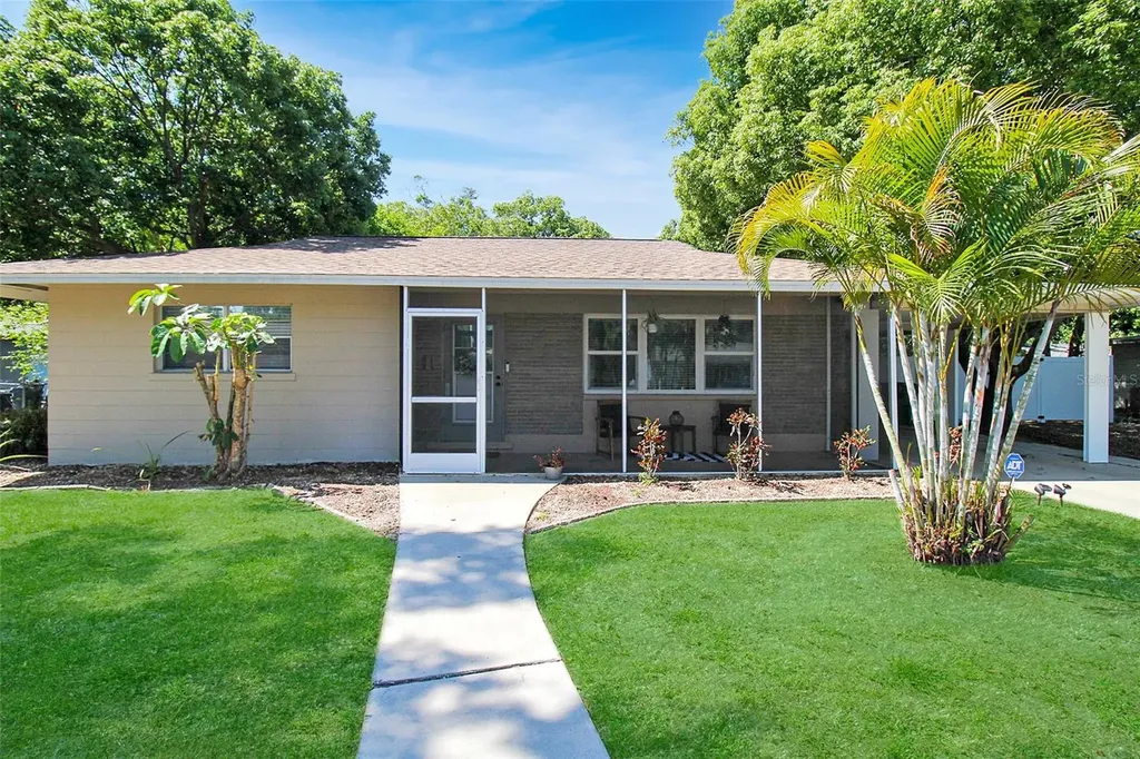 2403 19th Avenue W Bradenton FL 34205