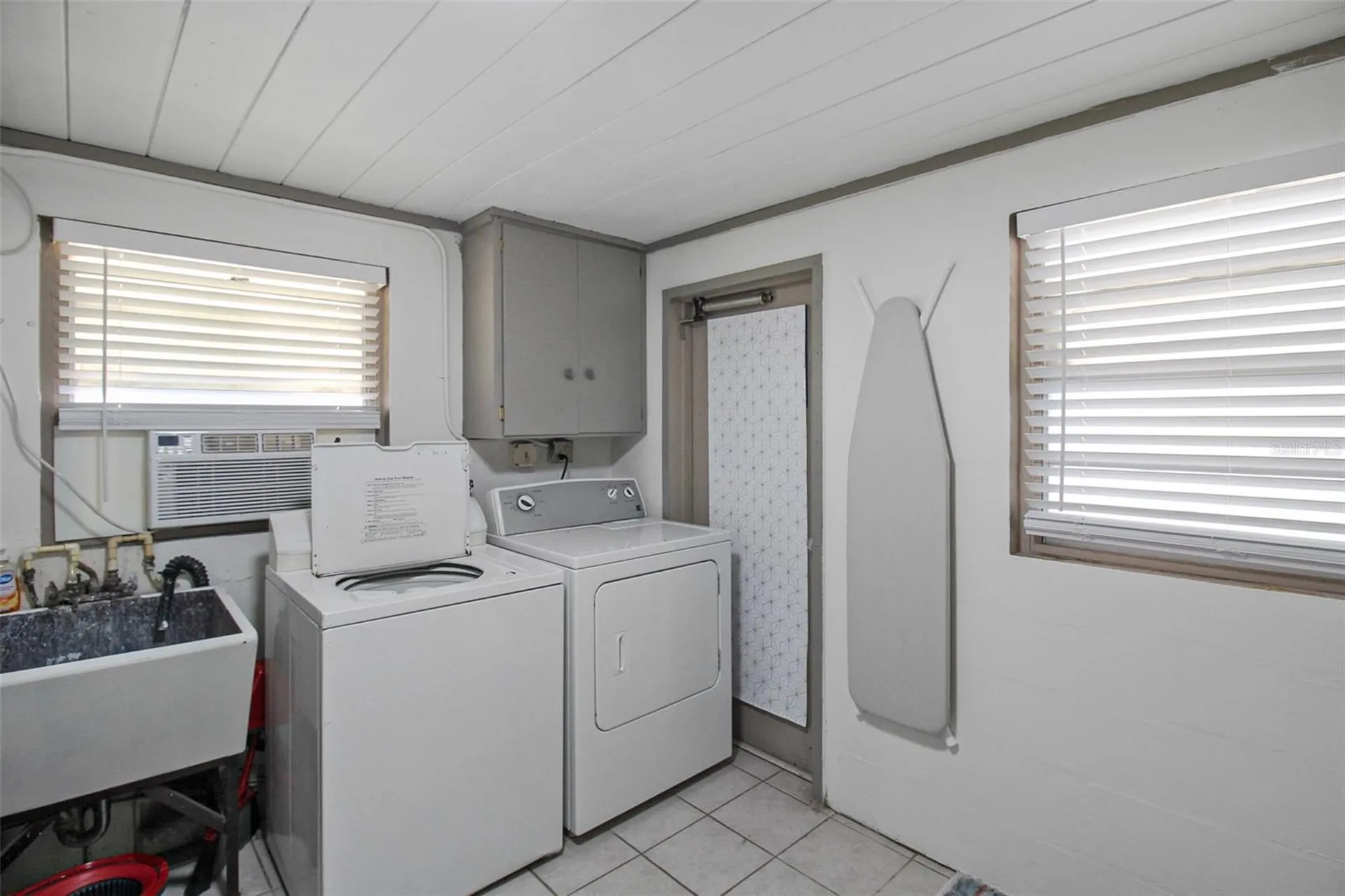 2403 19th Avenue W Bradenton FL 34205
