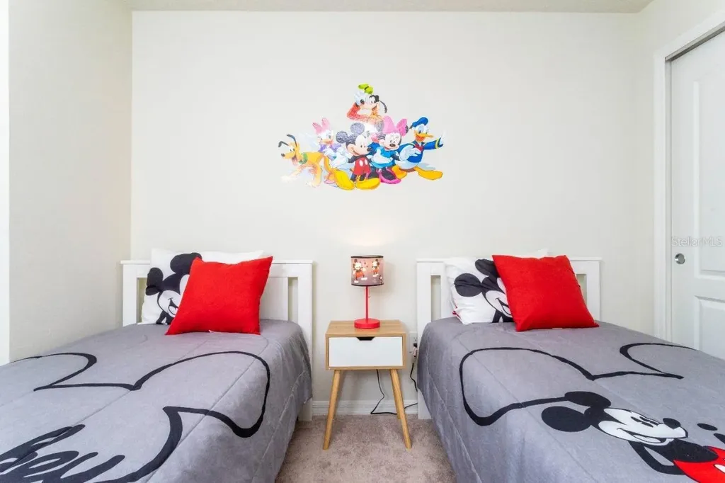 2429 Dubai Street Kissimmee FL 34747