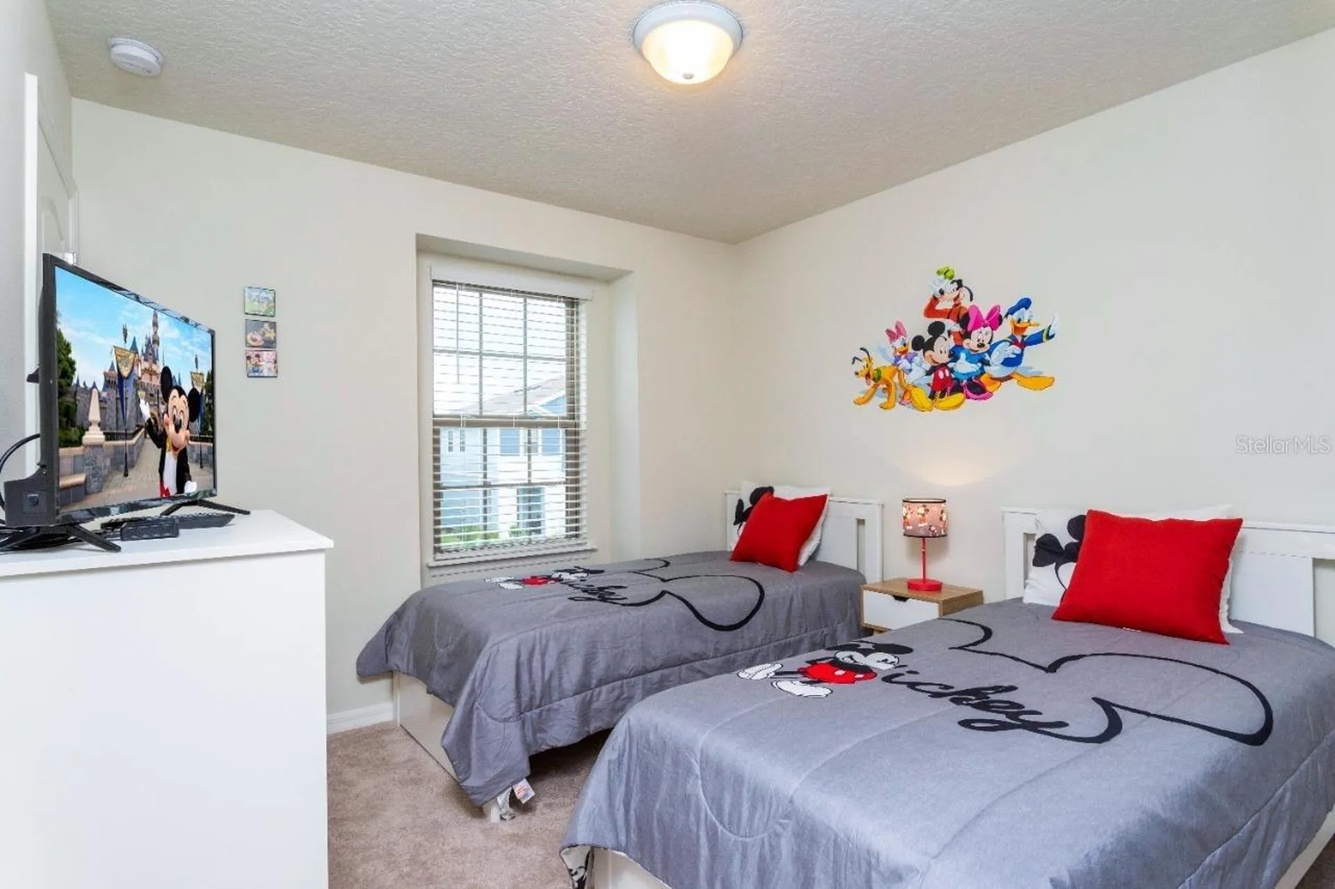 2429 Dubai Street Kissimmee FL 34747
