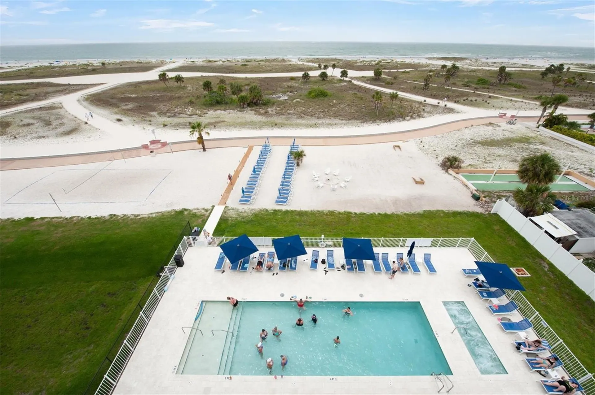 11500 Gulf Boulevard St Petersburg FL 33706
