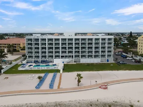 11500 Gulf Boulevard St Petersburg FL 33706