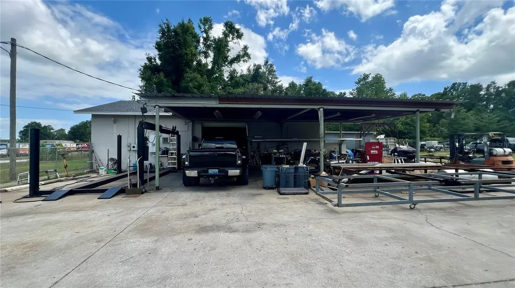 460 NW 68th Avenue Ocala FL 34482