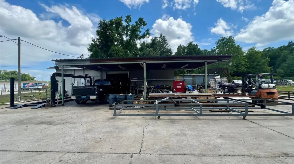 460 NW 68th Avenue Ocala FL 34482