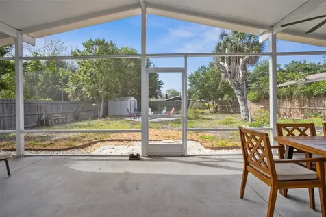 1010 Alcazar Way S St Petersburg FL 33705