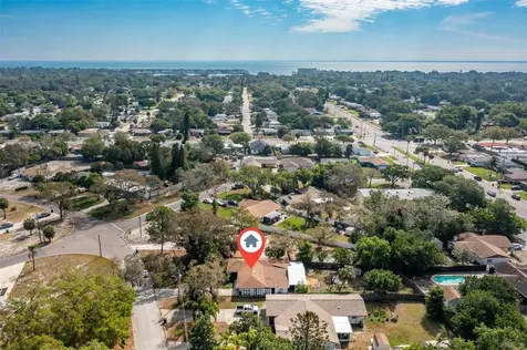 1010 Alcazar Way S St Petersburg FL 33705