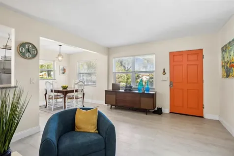 1010 Alcazar Way S St Petersburg FL 33705