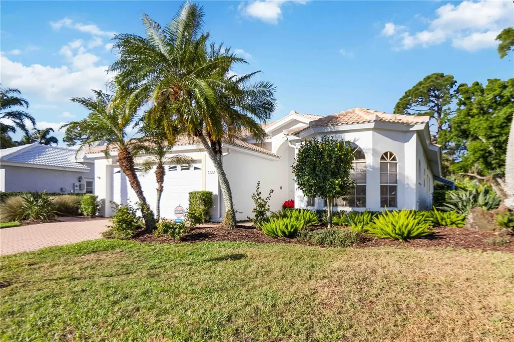 7322 Fairlinks Court Sarasota FL 34243