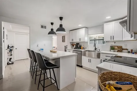 3161 47th Terrace N St Petersburg FL 33714