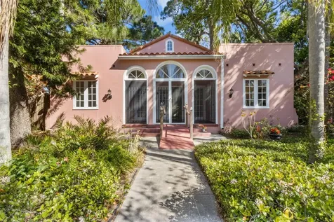1010 Nokomis Street Clearwater FL 33755