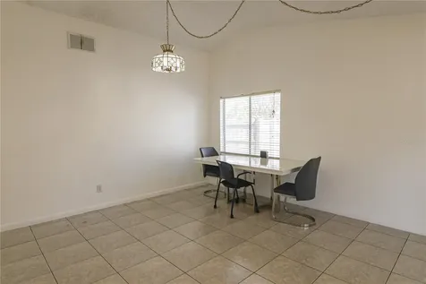 2338 Woodleaf Court Orlando FL 32837