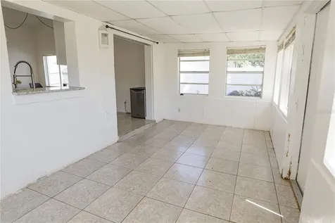 2338 Woodleaf Court Orlando FL 32837