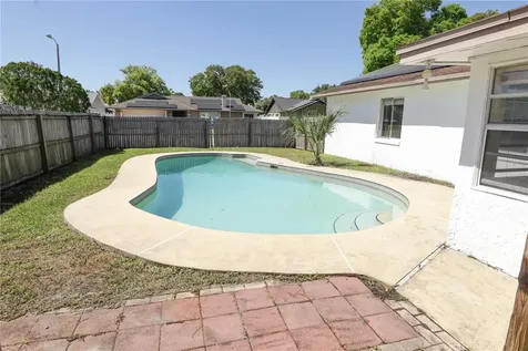 2338 Woodleaf Court Orlando FL 32837