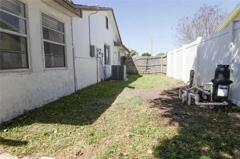 2338 Woodleaf Court Orlando FL 32837
