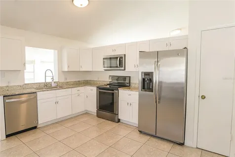 2338 Woodleaf Court Orlando FL 32837
