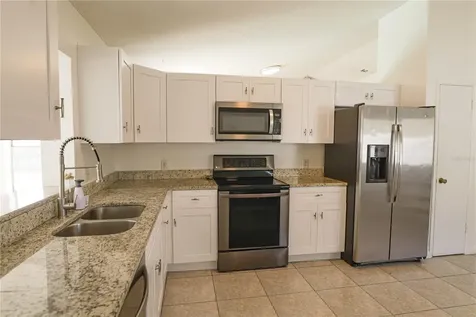 2338 Woodleaf Court Orlando FL 32837