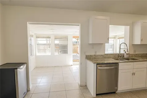 2338 Woodleaf Court Orlando FL 32837