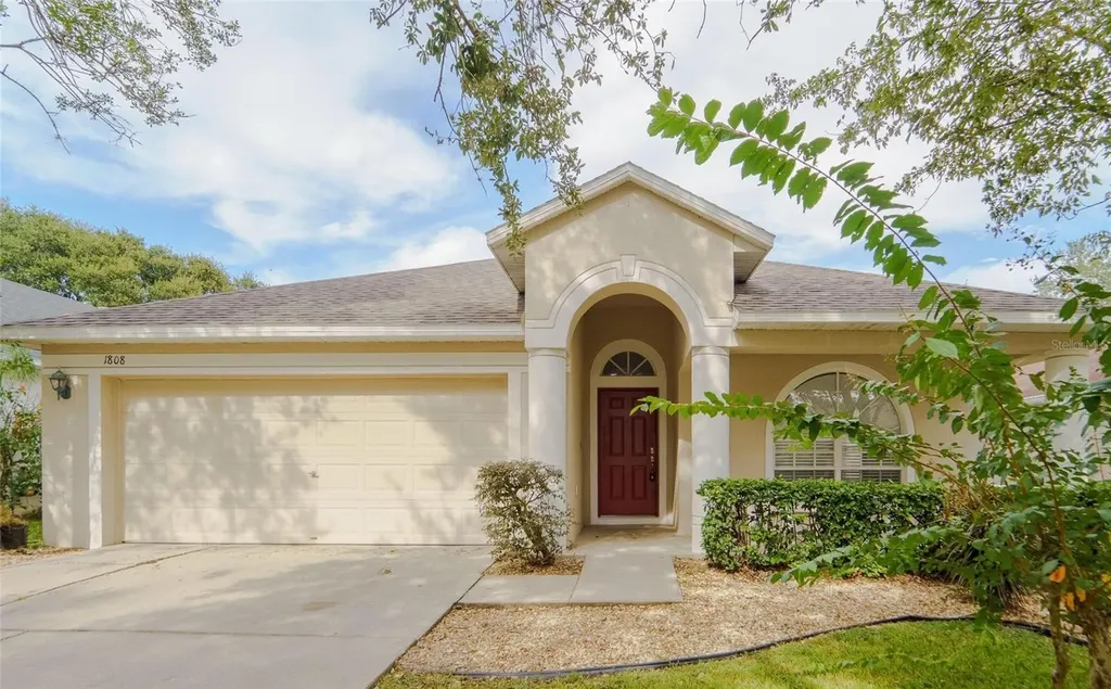 1808 Greystone Heights Drive Valrico FL 33594