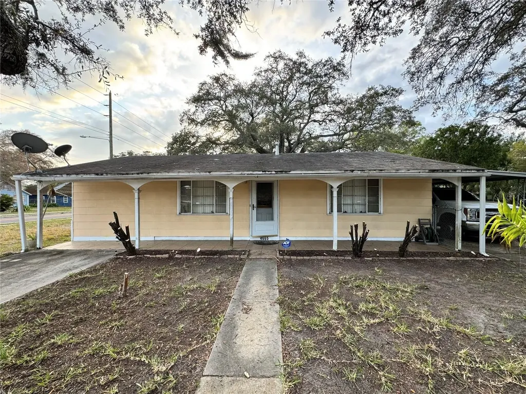 4665 15th Avenue S St Petersburg FL 33711