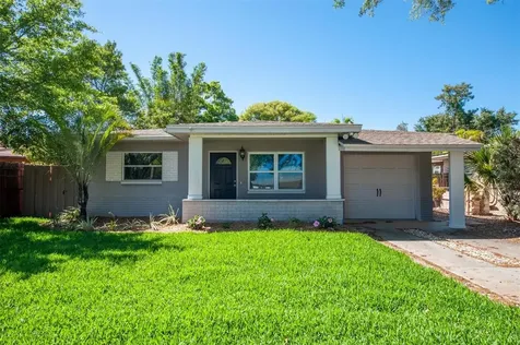 234 68th Street N St Petersburg FL 33710