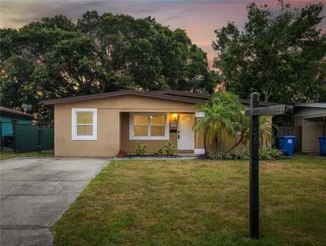 3726 32nd Avenue N St Petersburg FL 33713