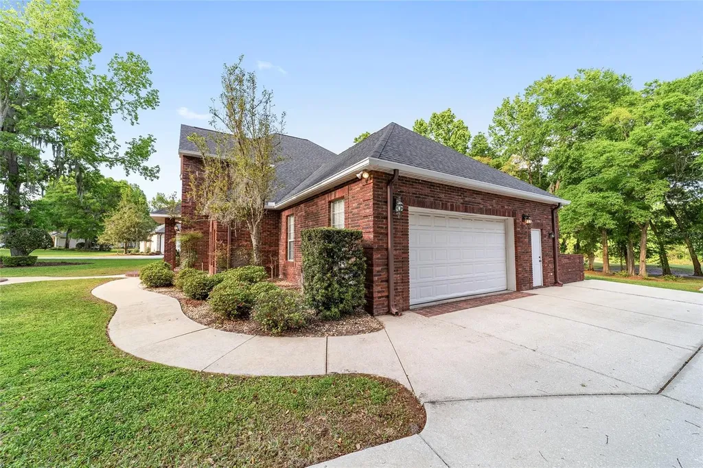 7086 SE 12th Circle Ocala FL 34480