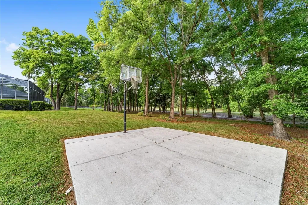 7086 SE 12th Circle Ocala FL 34480