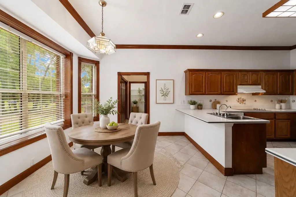 7086 SE 12th Circle Ocala FL 34480