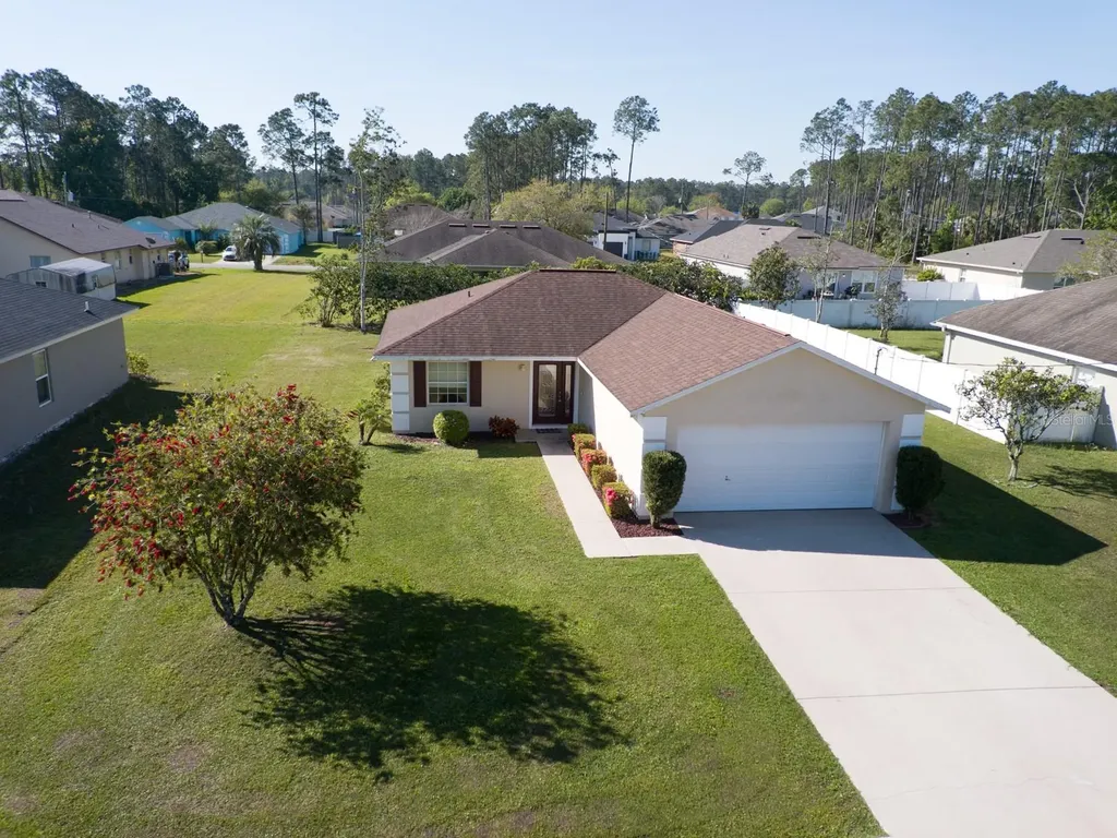 13 Regis Lane Palm Coast FL 32164