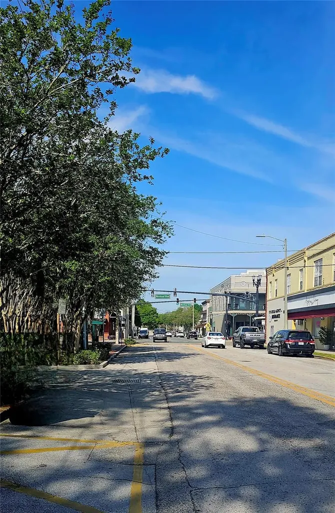 114 E Rich Avenue Deland FL 32724