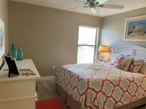 5769 Avista Drive Sarasota FL 34243