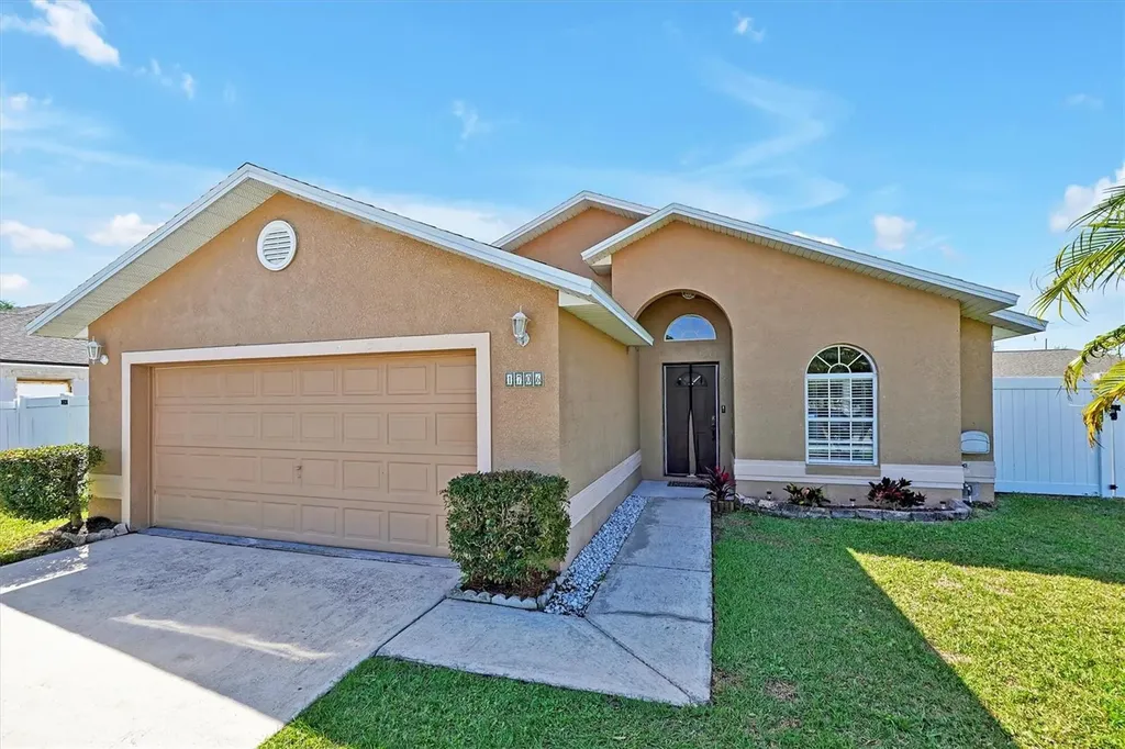 1706 Alexandria Lane Kissimmee FL 34744