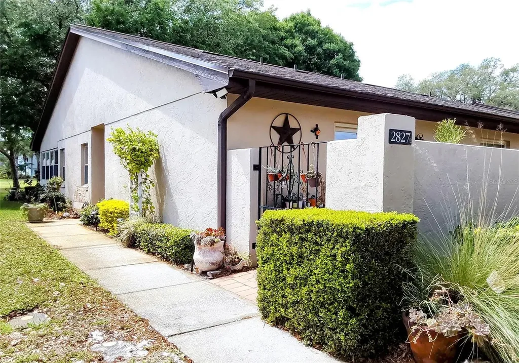 2827 Wingfoot Court Winter Haven FL 33884