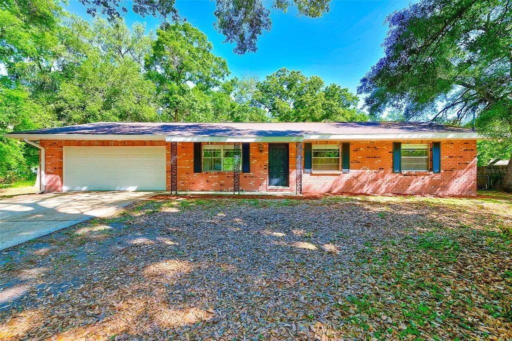 7618 32nd Avenue S Tampa FL 33619