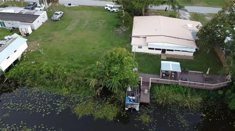 3637 SE 27th Street Okeechobee FL 34974
