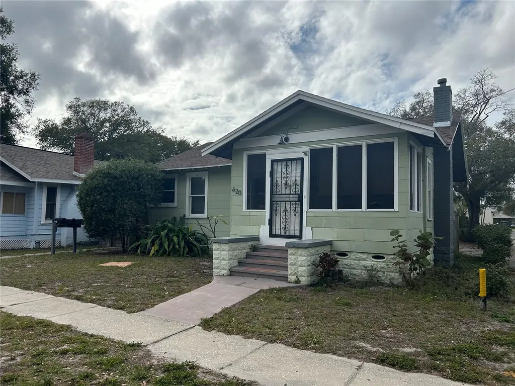620 15th Street N St Petersburg FL 33705