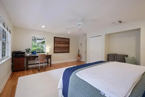 1689 Alta Vista Street Sarasota FL 34236
