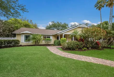 1689 Alta Vista Street Sarasota FL 34236