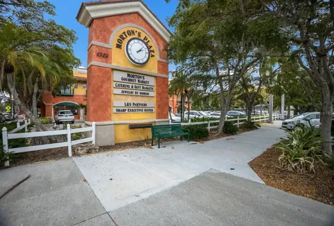 1689 Alta Vista Street Sarasota FL 34236