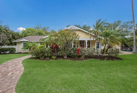 1689 Alta Vista Street Sarasota FL 34236